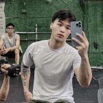 Hí